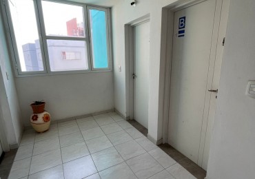 VENDEMOS DEPARTAMENTO DE DOS DORMITORIOS CON COCHERA EN B. MARQUEZ DE SOBREMONTE